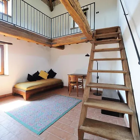 Antico Casale In Pietra Con Piscina Privata 别墅